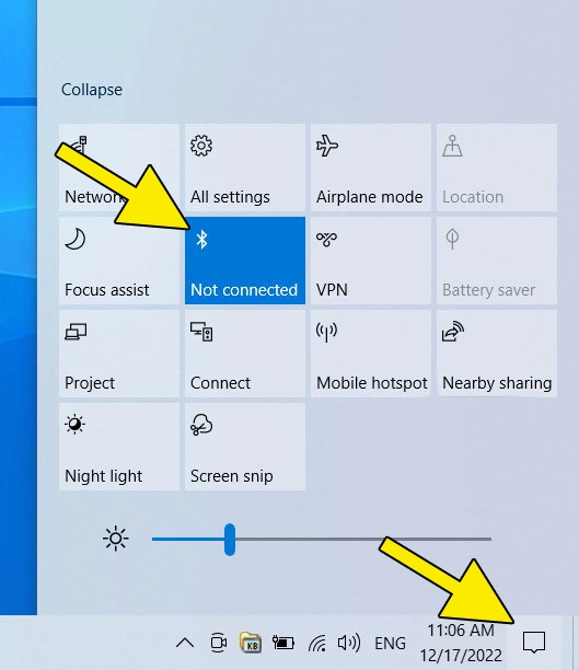 Screenshot Windows 10: Speech bubble icon with the quick settings including Bluetooth button