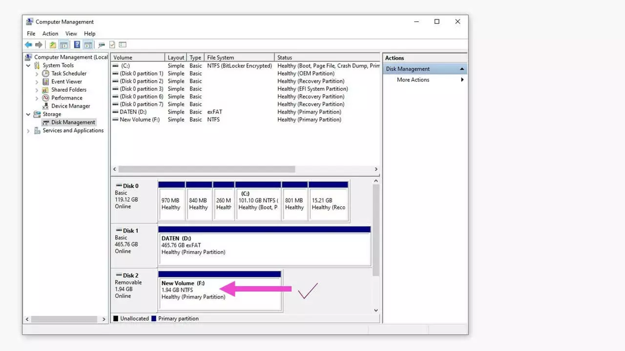 Windows Disk Management showing three recognized disk drives 